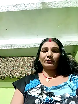 Snapshot of ZIVAA chatting on May 1, 2026, 5:17 pm ZIVAA online show from May 1, 2026, 5:17 pm