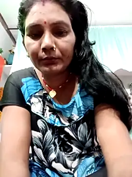 Snapshot of ZIVAA chatting on May 2, 2026, 5:23 am ZIVAA online show from May 2, 2026, 5:23 am