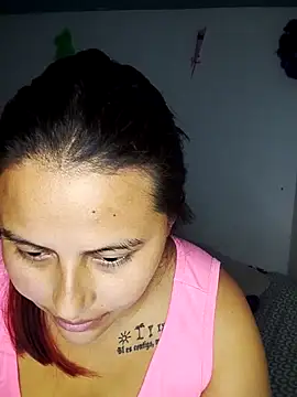 Snapshot of yelezia chatting on October 9, 2025, 7:39 am yelezia online show from October 9, 2025, 7:39 am