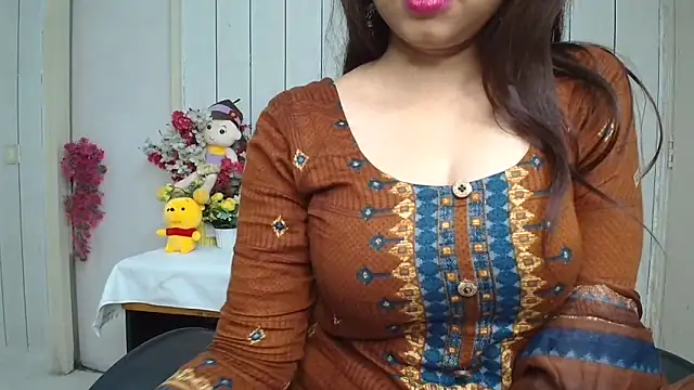 Snapshot of ruby100 chatting on February 21, 2026, 1:56 pm ruby100 online show from February 21, 2026, 1:56 pm