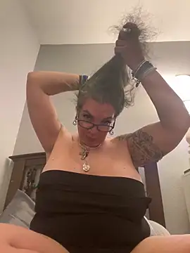 dieseldame1313 online show from March 10, 2025, 5:54 am