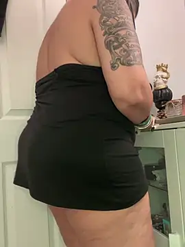 dieseldame1313 online show from March 11, 2026, 3:34 am