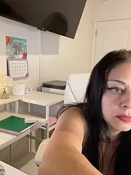 Snapshot of delinalake chatting on December 19, 2025, 11:12 pm delinalake online show from December 19, 2025, 11:12 pm