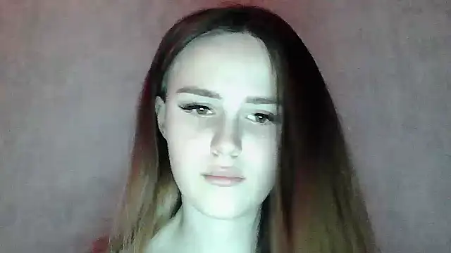 SweetLoraa online show from March 28, 2026, 8:08 pm