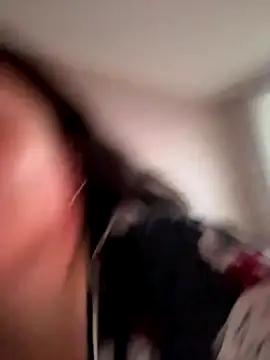 SunnyLeila2101 online show from September 25, 2025, 4:16 am