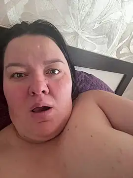 Snapshot of SunnyLeila2101 chatting on February 27, 2026, 6:02 am SunnyLeila2101 online show from February 27, 2026, 6:02 am