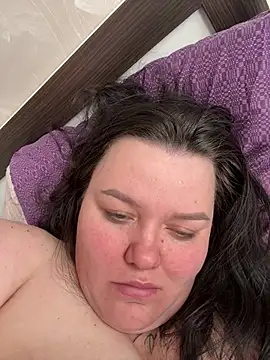 Snapshot of SunnyLeila2101 chatting on March 1, 2026, 7:32 am SunnyLeila2101 online show from March 1, 2026, 7:32 am