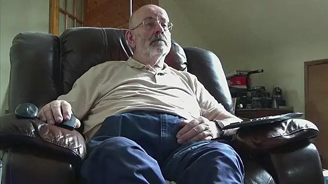 janzer13 online show from February 22, 2026, 1:42 pm