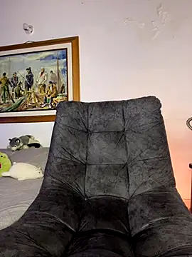 ArturoCardona  online show from November 26, 2025, 11:33 am