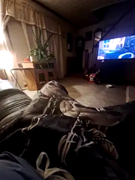 LingualLeg online show from April 19, 2026, 2:44 am