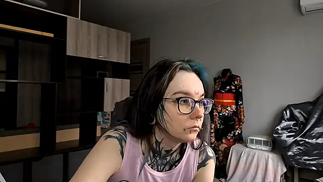 HighelikeGirl online show from October 23, 2025, 7:51 am