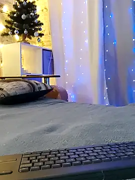 Snapshot of _San_Sara_ chatting on December 20, 2025, 11:28 am San Sara online show from December 20, 2025, 11:28 am