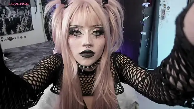 Snapshot of GothKitten666 chatting on July 17, 2026, 6:31 am GothKitten666 online show from July 17, 2026, 6:31 am