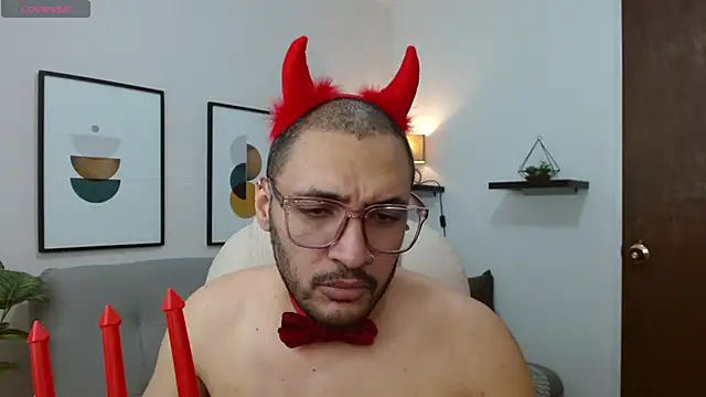   Damian    online show from October 31, 2025, 12:00 am