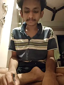 yung cplz online show from September 14, 2025, 9:14 pm