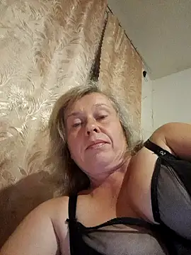 Catherine372311 online show from September 15, 2025, 8:20 pm