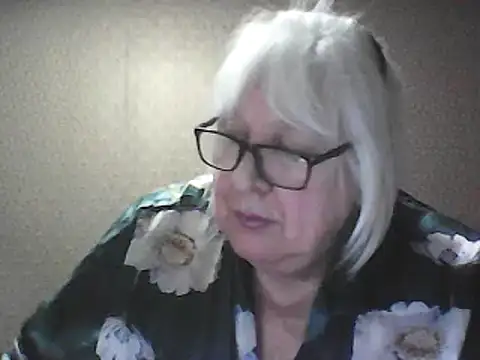 Snapshot of Alexia64231 chatting on March 4, 2026, 4:02 pm Alexia64231 online show from March 4, 2026, 4:02 pm