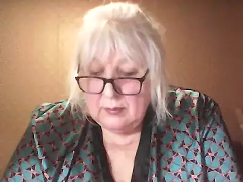 Snapshot of Alexia64231 chatting on March 6, 2026, 4:58 pm Alexia64231 online show from March 6, 2026, 4:58 pm