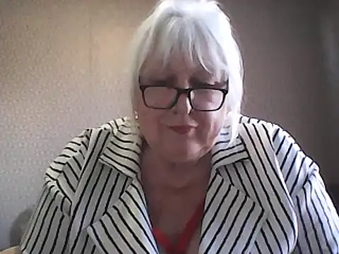 Snapshot of Alexia64231 chatting on March 22, 2026, 10:51 am Alexia64231 online show from March 22, 2026, 10:51 am