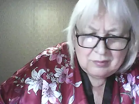 Snapshot of Alexia64231 chatting on March 24, 2026, 3:22 am Alexia64231 online show from March 24, 2026, 3:22 am