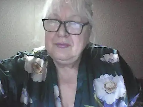 Snapshot of Alexia64231 chatting on April 6, 2026, 12:08 am Alexia64231 online show from April 6, 2026, 12:08 am