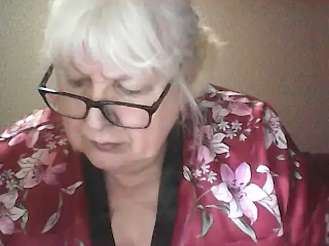 Alexia64231 online show from April 29, 2026, 2:59 am