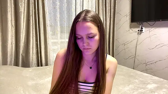 SoSweetGirl online show from September 8, 2025, 4:06 pm