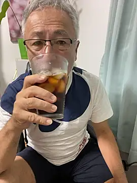 gholly2007 online show from September 21, 2025, 6:09 pm