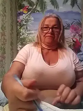 Snapshot of MargaritaSweet51 chatting on November 9, 2025, 11:47 pm MargaritaSweet51 online show from November 9, 2025, 11:47 pm