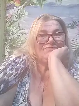 Snapshot of MargaritaSweet51 chatting on November 25, 2025, 10:21 pm MargaritaSweet51 online show from November 25, 2025, 10:21 pm