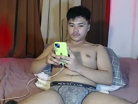 Snapshot of hot_emman chatting on May 21, 2026, 3:35 am hot emman online show from May 21, 2026, 3:35 am