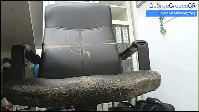 GeorgeGreece2025 online show from October 24, 2025, 10:22 am