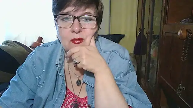 VeronicaGold511 online show from November 3, 2025, 9:10 am