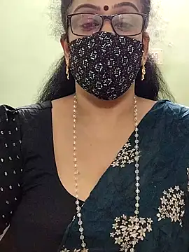 Snapshot of sweet-lotus chatting on September 18, 2025, 5:31 am sweet-lotus online show from September 18, 2025, 5:31 am