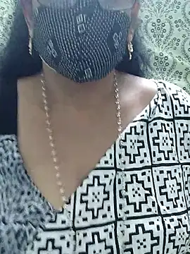 Snapshot of sweet-lotus chatting on September 19, 2025, 5:02 pm sweet-lotus online show from September 19, 2025, 5:02 pm