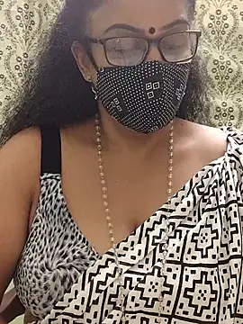 Snapshot of sweet-lotus chatting on September 20, 2025, 5:19 am sweet-lotus online show from September 20, 2025, 5:19 am