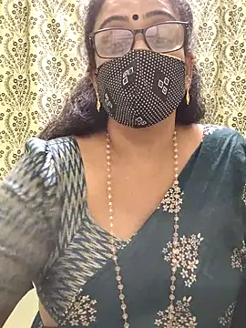 Snapshot of sweet-lotus chatting on September 30, 2025, 6:02 pm sweet-lotus online show from September 30, 2025, 6:02 pm