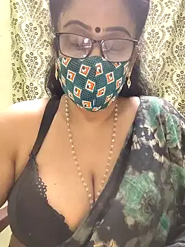 Snapshot of sweet-lotus chatting on October 7, 2025, 6:16 pm sweet-lotus online show from October 7, 2025, 6:16 pm