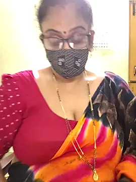 Snapshot of sweet-lotus chatting on October 16, 2025, 5:30 am sweet-lotus online show from October 16, 2025, 5:30 am