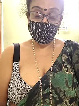 Snapshot of sweet-lotus chatting on November 7, 2025, 8:58 am sweet-lotus online show from November 7, 2025, 8:58 am