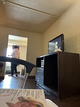 Snapshot of jrnice8tsix chatting on February 17, 2026, 3:29 pm jrnice8tsix online show from February 17, 2026, 3:29 pm