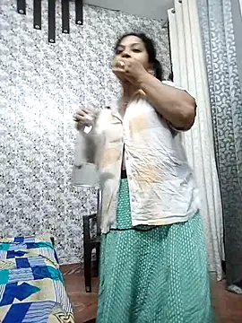 Snapshot of Cute-Janvi20 chatting on May 13, 2026, 6:00 am Cute-Janvi20 online show from May 13, 2026, 6:00 am