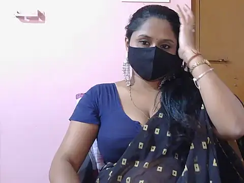 Snapshot of itsabika chatting on February 17, 2026, 7:05 am itsabika online show from February 17, 2026, 7:05 am