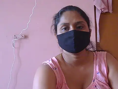 Snapshot of itsabika chatting on April 14, 2026, 7:14 am itsabika online show from April 14, 2026, 7:14 am
