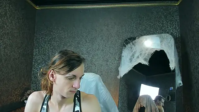 Anjela Botton online show from April 10, 2026, 6:12 pm