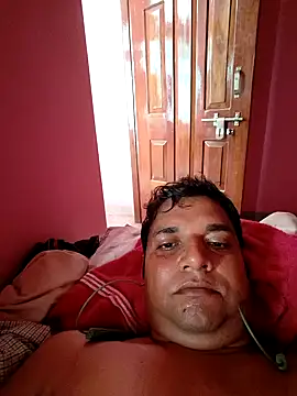 jucydick010887 online show from July 29, 2026, 4:54 am