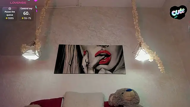 ClleoMoon online show from November 16, 2025, 10:59 pm