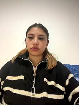 AriaBliss- online show from November 4, 2025, 3:05 am