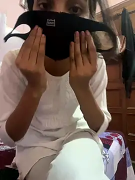 Snapshot of Sandhya_77 chatting on October 14, 2025, 6:14 am Sandhya 77 online show from October 14, 2025, 6:14 am