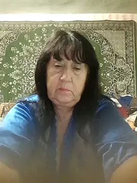 CrystalLime6411 online show from October 9, 2025, 10:52 pm